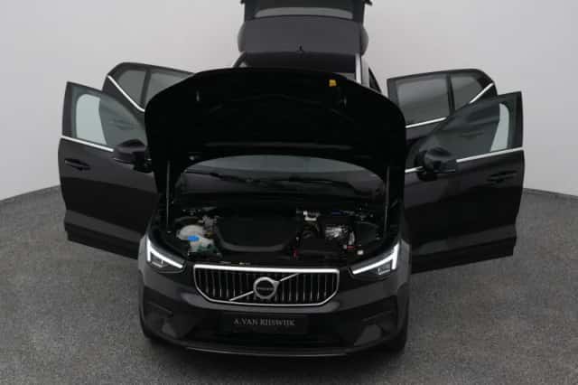 Volvo XC40 (2023) thumbnail 27