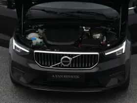 Volvo XC40 (2023) thumbnail 31