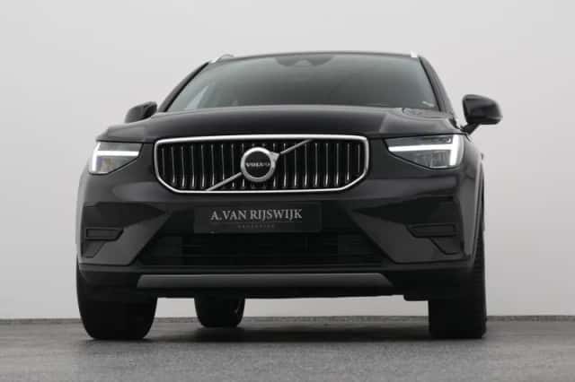 Volvo XC40 (2023) thumbnail 35