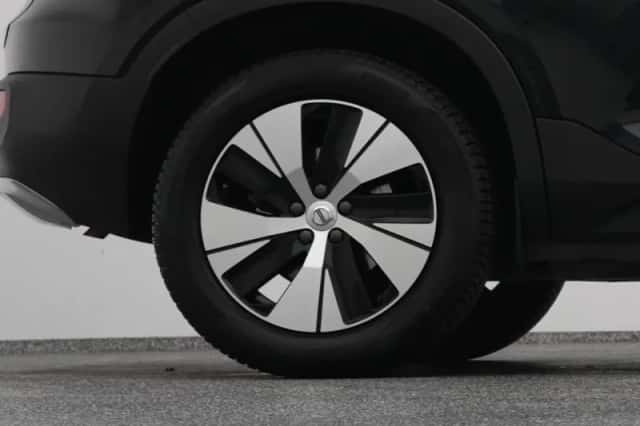 Volvo XC40 (2023) thumbnail 41