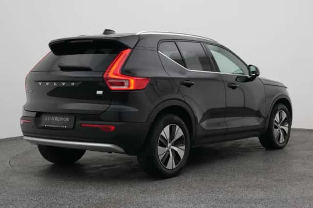 Volvo XC40 (2023) thumbnail 6