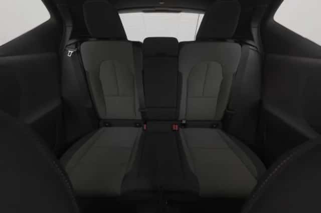 Volvo XC40 (2022) thumbnail 4