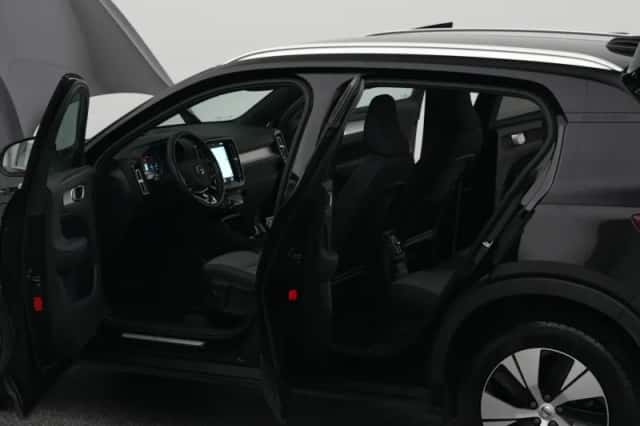 Volvo XC40 (2022) thumbnail 33