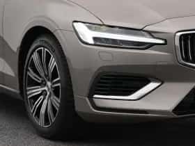 Volvo V60 (2022) thumbnail 17