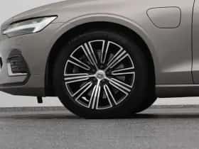 Volvo V60 (2022) thumbnail 39