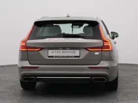 Volvo V60 (2022) thumbnail 10