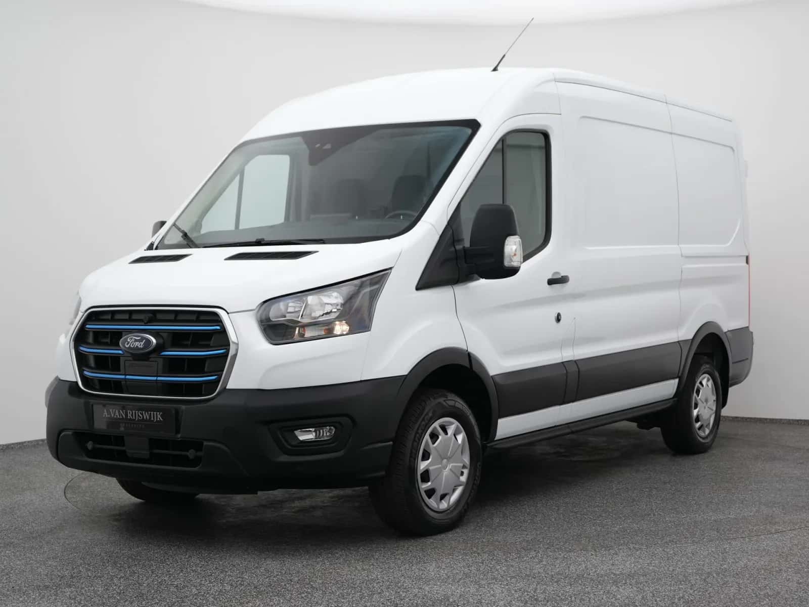 Ford E-Transit (2023) — foto 1