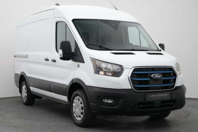 Ford E-Transit (2023) thumbnail 2