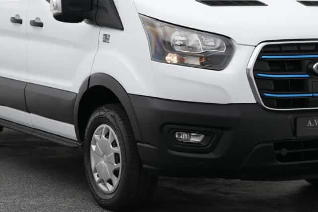 Ford E-Transit (2023) thumbnail 18