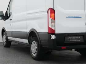Ford E-Transit (2023) thumbnail 19