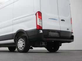 Ford E-Transit (2023) thumbnail 23