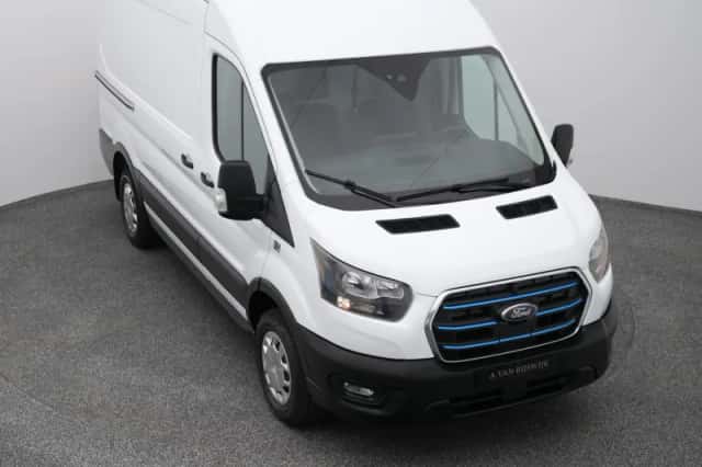 Ford E-Transit (2023) thumbnail 25