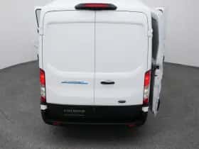 Ford E-Transit (2023) thumbnail 30