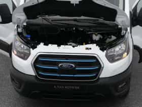 Ford E-Transit (2023) thumbnail 32