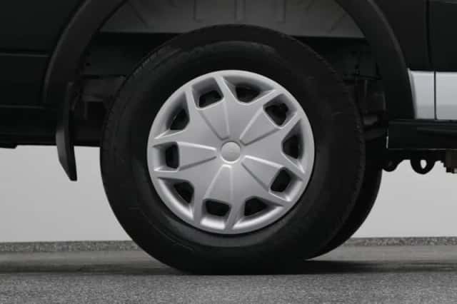 Ford E-Transit (2023) thumbnail 42