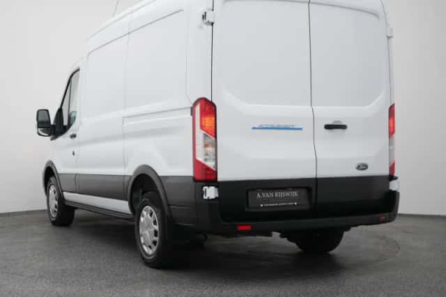 Ford E-Transit (2023) thumbnail 6