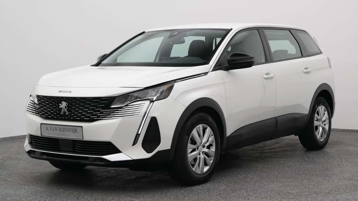 Peugeot 5008 (2021) — foto 1
