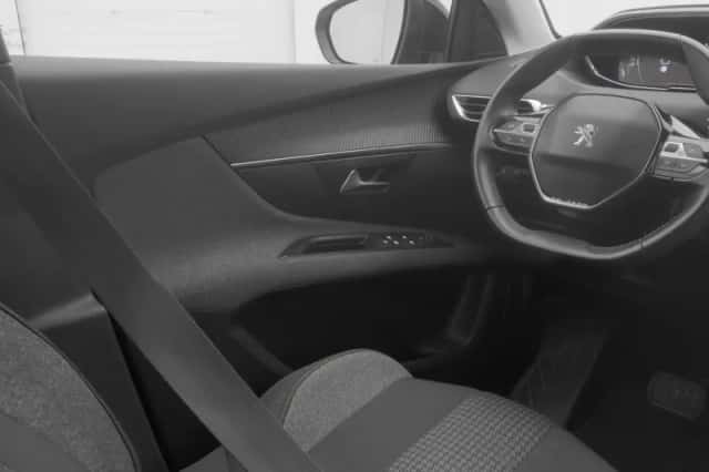 Peugeot 5008 (2021) thumbnail 11