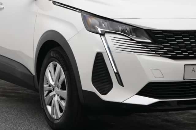 Peugeot 5008 (2021) thumbnail 17