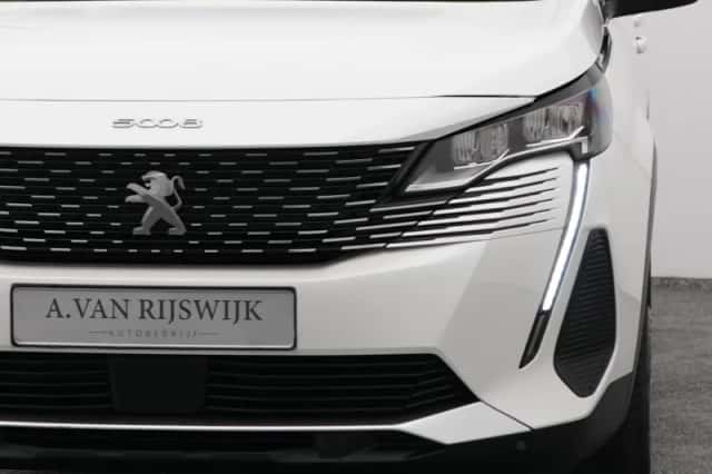 Peugeot 5008 (2021) thumbnail 19