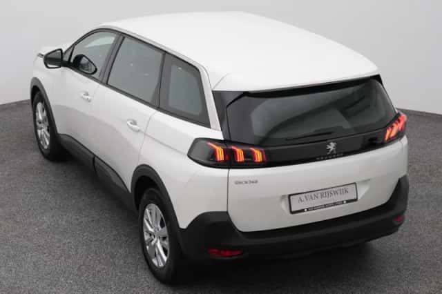 Peugeot 5008 (2021) thumbnail 25