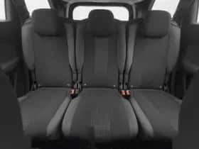 Peugeot 5008 (2021) thumbnail 4