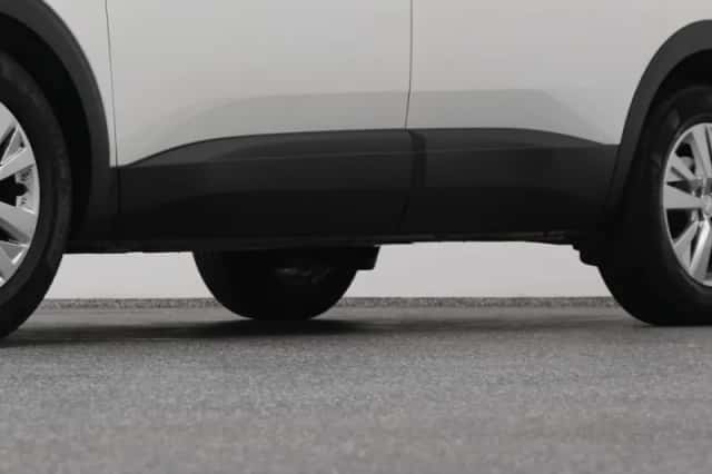 Peugeot 5008 (2021) thumbnail 37