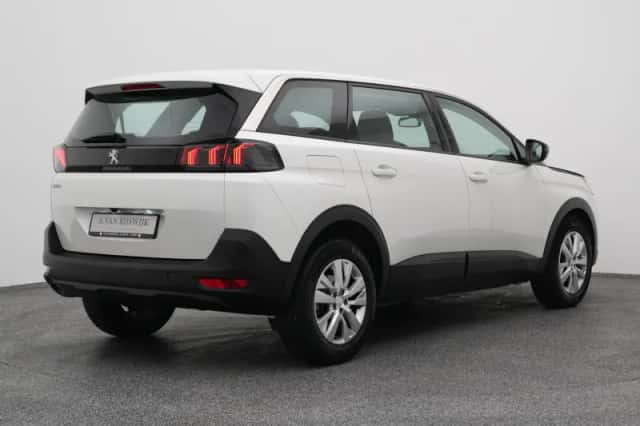 Peugeot 5008 (2021) thumbnail 6