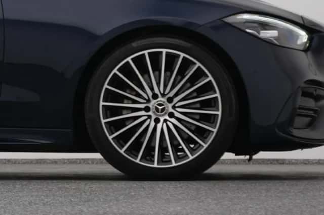 Mercedes-Benz C-Klasse (2022) thumbnail 42