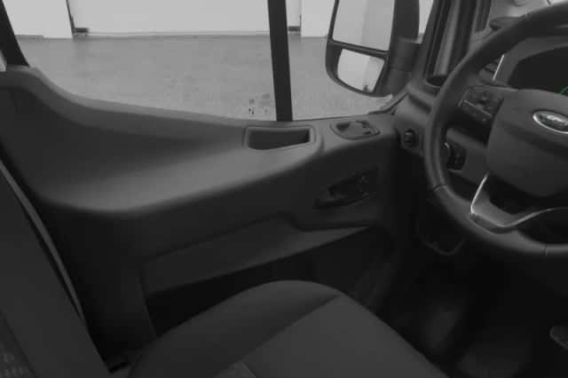 Ford E-Transit (2023) thumbnail 12