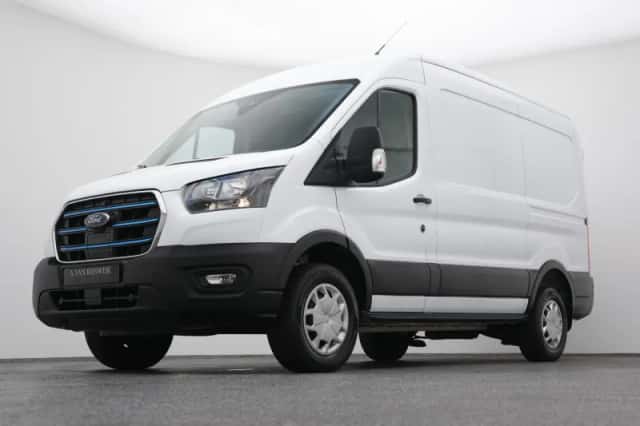 Ford E-Transit (2023) thumbnail 16