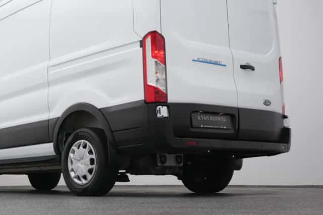Ford E-Transit (2023) thumbnail 23