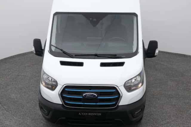 Ford E-Transit (2023) thumbnail 27