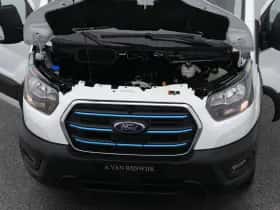 Ford E-Transit (2023) thumbnail 32