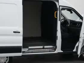 Ford E-Transit (2023) thumbnail 35