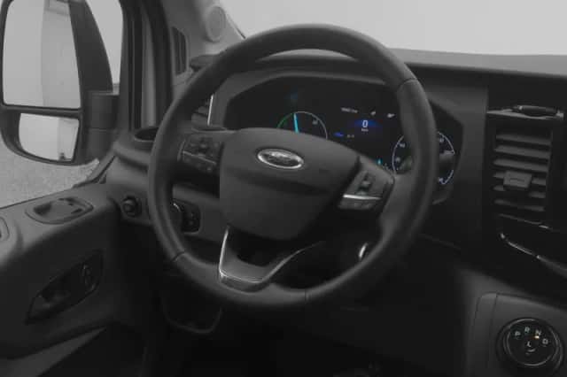 Ford E-Transit (2023) thumbnail 8
