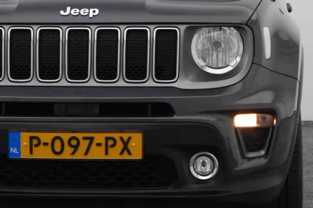 Jeep Renegade (2022) thumbnail 19