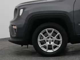 Jeep Renegade (2022) thumbnail 21