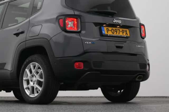 Jeep Renegade (2022) thumbnail 22