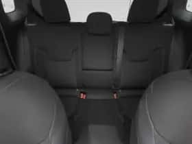 Jeep Renegade (2022) thumbnail 4
