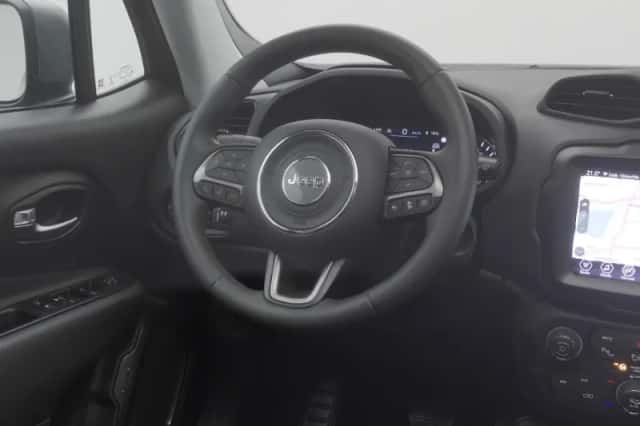 Jeep Renegade (2022) thumbnail 7