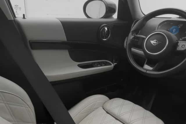 MINI Mini (2021) thumbnail 11