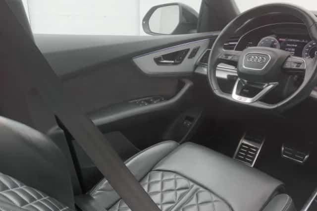 Audi Q8 (2021) thumbnail 11