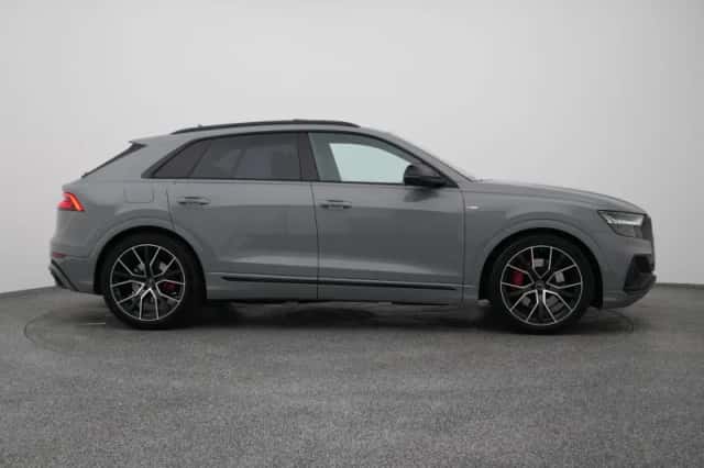 Audi Q8 (2021) thumbnail 14
