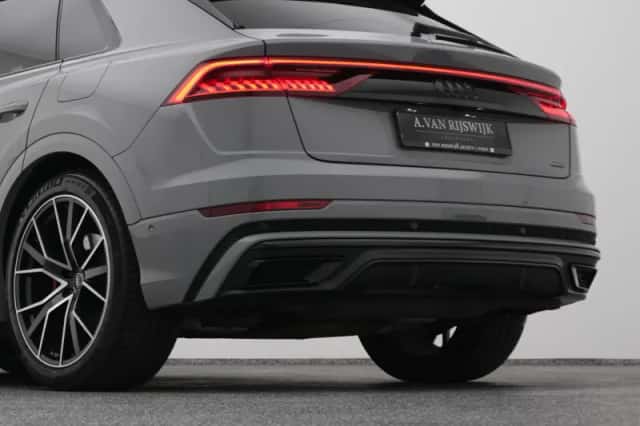 Audi Q8 (2021) thumbnail 22