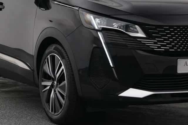 Peugeot 3008 (2021) thumbnail 17