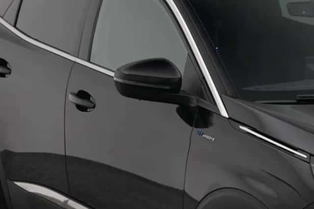 Peugeot 3008 (2021) thumbnail 23