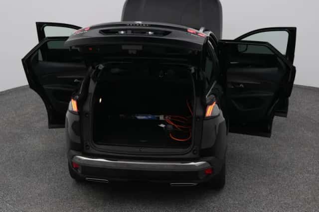 Peugeot 3008 (2021) thumbnail 29