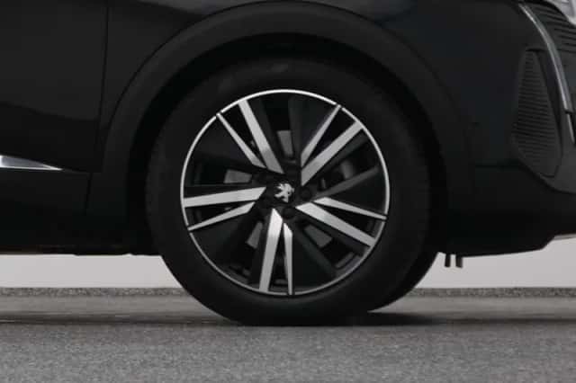 Peugeot 3008 (2021) thumbnail 42
