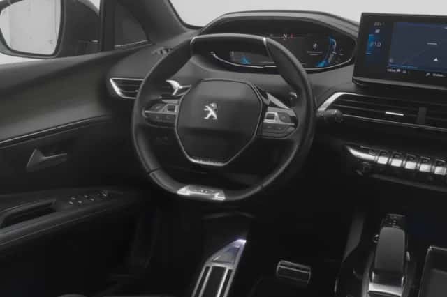 Peugeot 3008 (2021) thumbnail 7